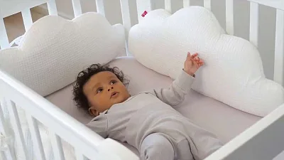 Набор бортиков на кроватку Happy Baby 3 шт. (white) Облака